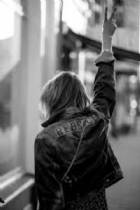 Immagine di un anonimo che parla